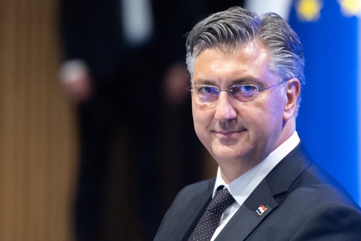 Vlada: Pregovori o plaćama državnih službenika počinju idući tjedan