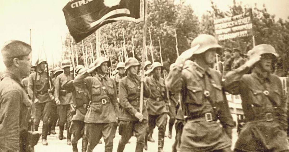 Ova zemlja imala je očajno tešku povijest 20. stoljeća. Svi izbori bili su užasni