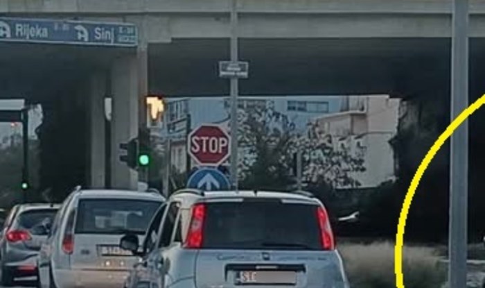 U Splitu je snimljena jedna od najluđih scena na cesti ikad, ljudi ne vjeruju da je vozač ovo izveo